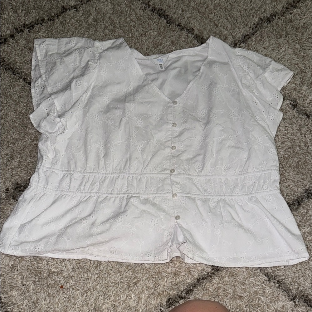 Time and Tru White Button Down Peplum Top
